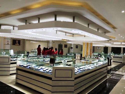 Phạt 400 triệu đồng cửa hàng lưu niệm niêm yết giá bằng ngoại tệ Phạt 400 triệu đồng cửa hàng lưu niệm niêm yết giá bằng ngoại tệ