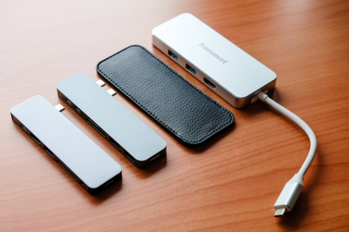 Bộ chuyển USB-C đa năng, nhỏ gọn cho máy tính Apple Bộ chuyển USB-C đa năng, nhỏ gọn cho máy tính Apple