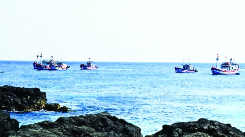 Vốn ngân hàng “nở hoa” trên biển