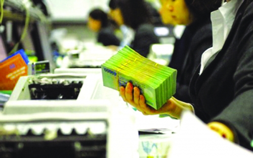 Thêm “ngưỡng” để cảnh báo nợ công