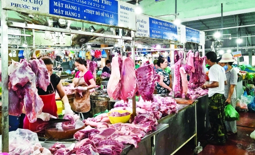 Không “quay lưng” với thịt heo