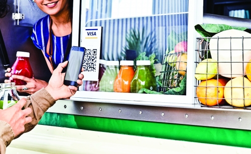 Thanh toán phi tiền mặt qua ví điện tử tăng vọt