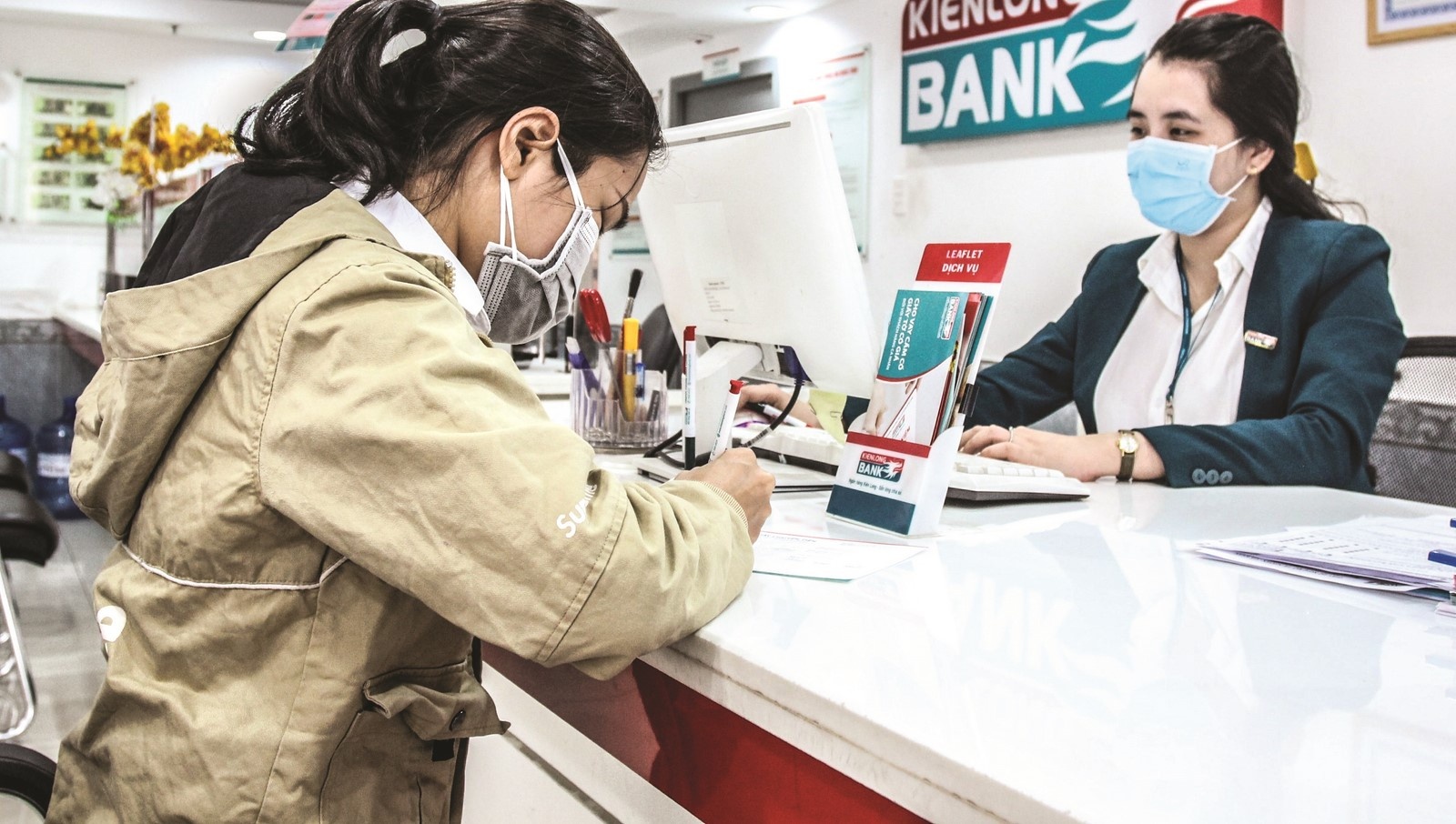 ho tro thue phi can dong hanh uu dai tin dung