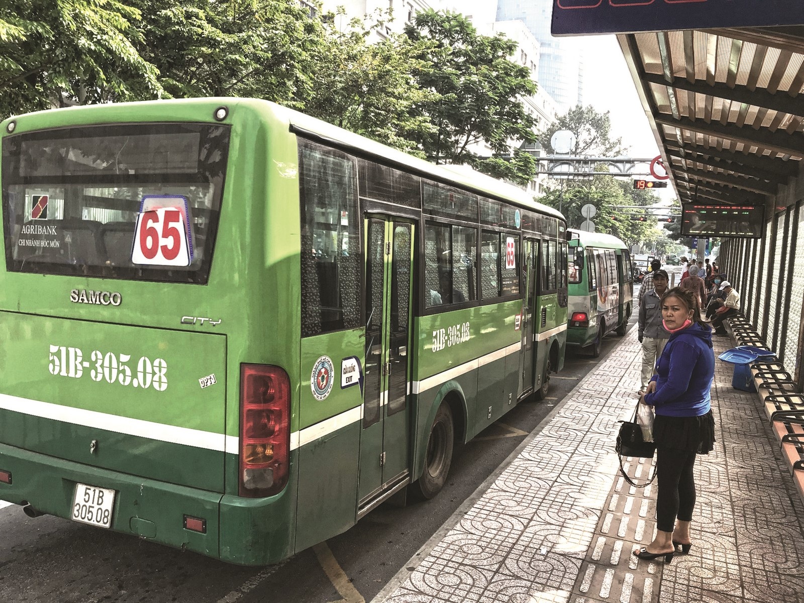 tpho chi minh van tai cong cong bang xe buyt gap kho