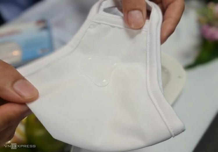 Vinatex tung 20.000 khẩu trang kháng khuẩn, chống nước