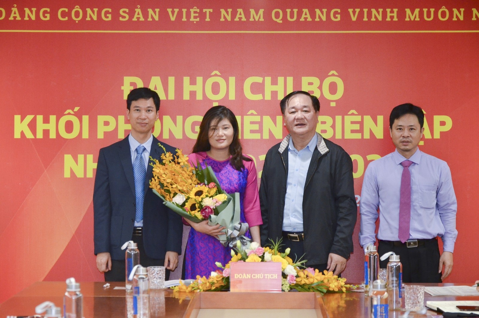 dai hoi chi bo khoi phong vien bien tap thanh cong tot dep