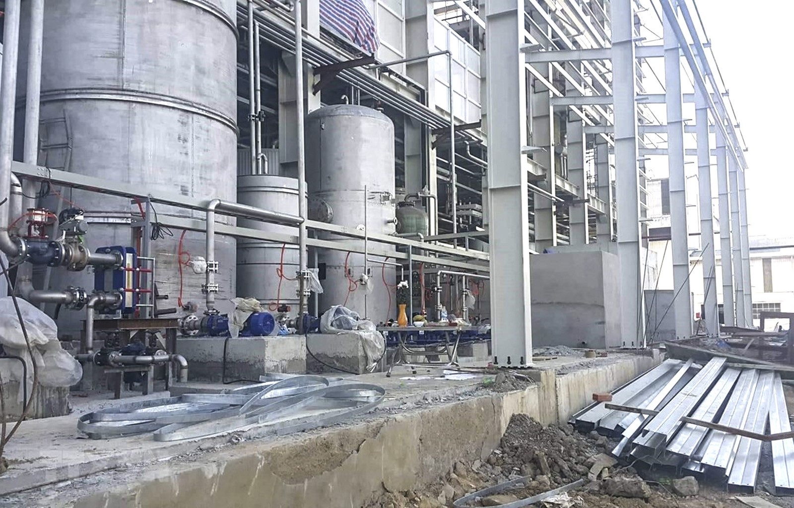 Nỗi lo không của riêng ai