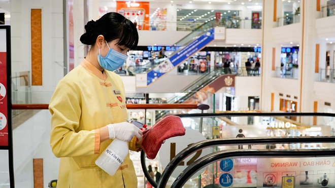 Cùng nhau vượt qua bão dịch