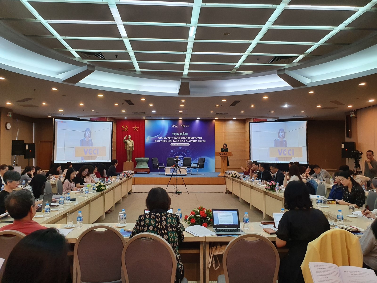 medup nen tang hoa giai truc tuyen da chinh thuc ra mat