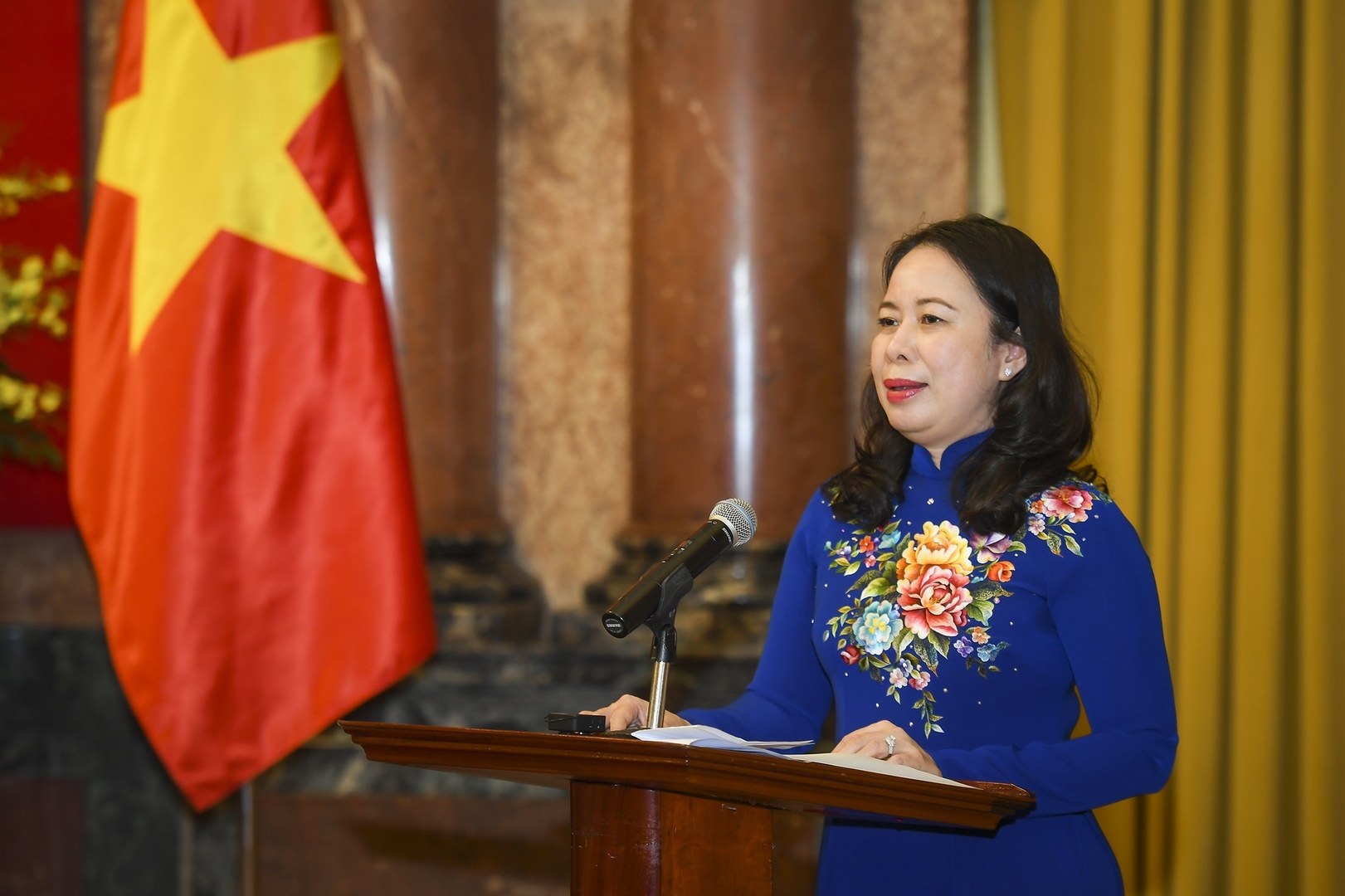 phu nu nganh ngan hang nang dong sang tao chu dong thich ung