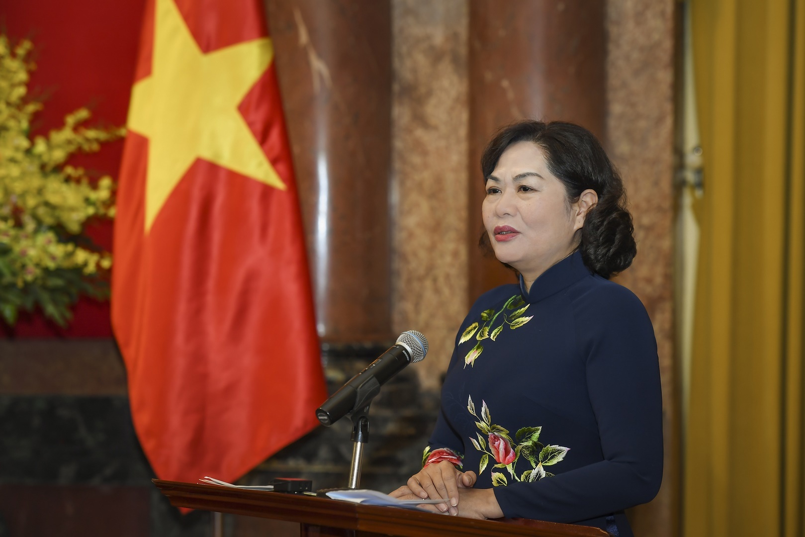 phu nu nganh ngan hang nang dong sang tao chu dong thich ung