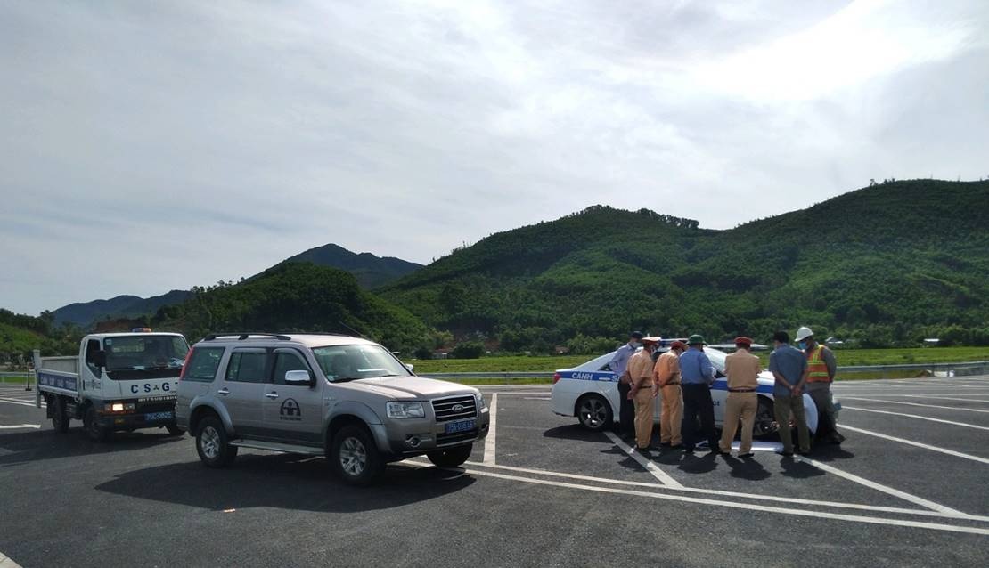 tu 163 dong mot lan duong ham phuoc tuong phu gia de phuc vu sua chua