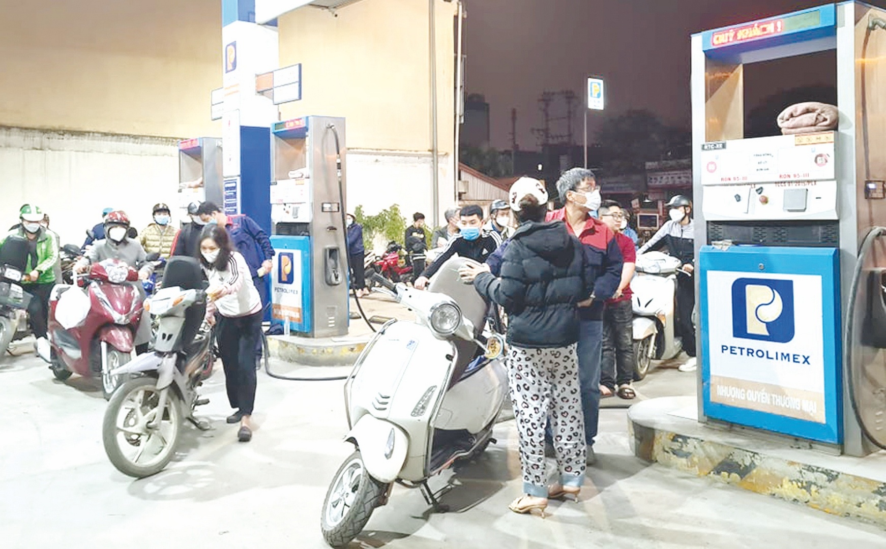 Bộ trưởng Bộ Công Thương: Sẽ cơ bản đáp ứng đủ nhu cầu xăng dầu bo truong bo cong thuong nguyen hong dien se co ban dap ung du nhu cau xang dau