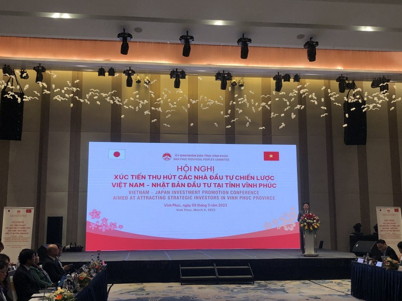 Vĩnh Phúc luôn cầu thị, đồng hành cùng các doanh nghiệp, nhà đầu tư vinh phuc luon cau thi dong hanh cung cac doanh nghiep nha dau tu