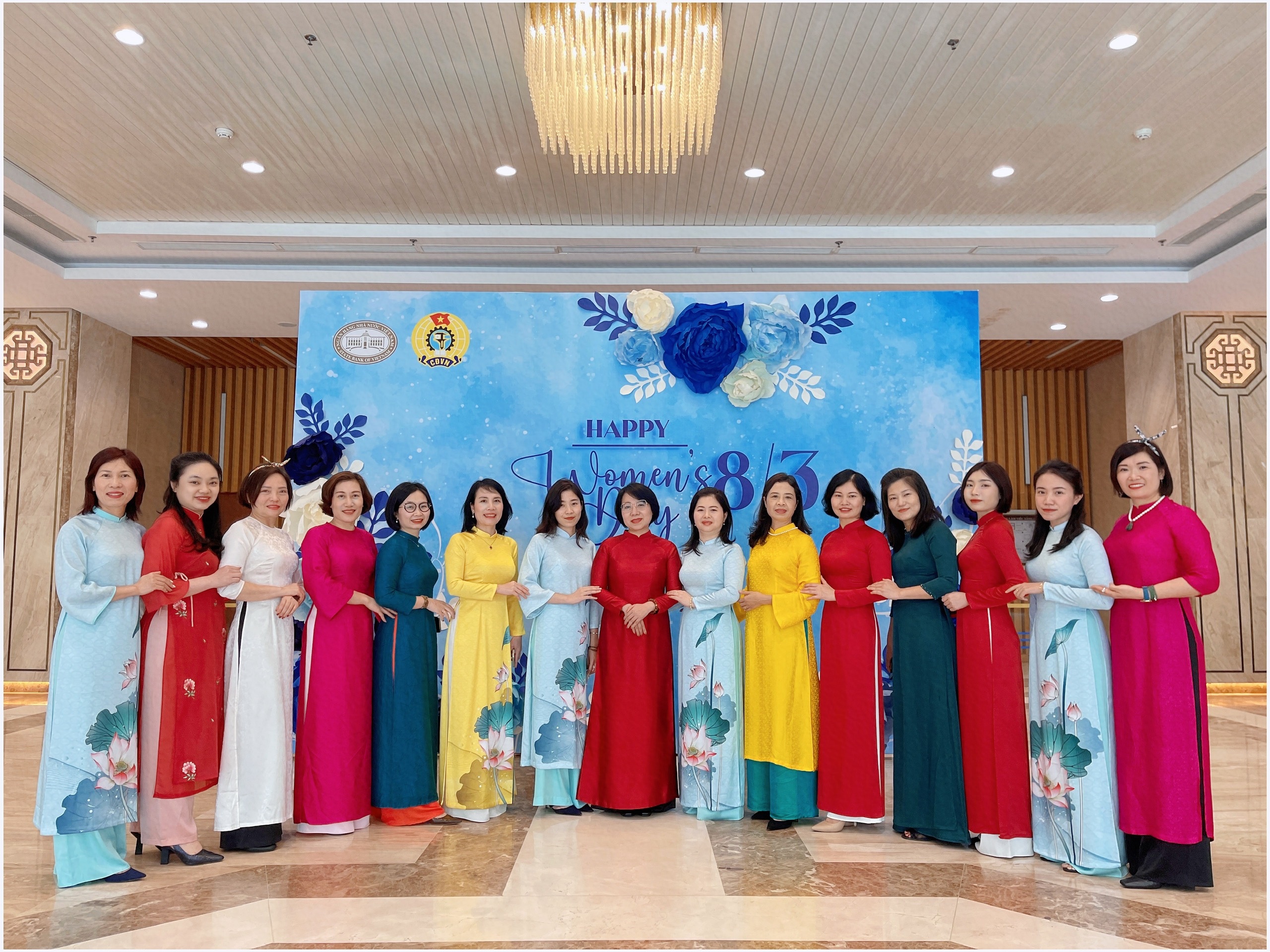 Công đoàn cơ sở Thời báo Ngân hàng tích cực hưởng ứng “Tuần lễ Áo dài” năm 2024