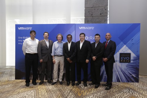 VMware ra mắt thiết bị hỗ trợ lĩnh vực tài chính, bán lẻ VMware ra mắt thiết bị hỗ trợ lĩnh vực tài chính, bán lẻ