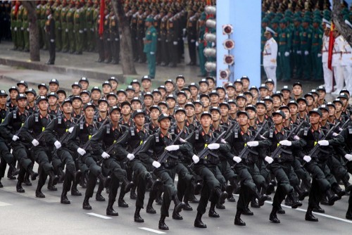 Lễ diễu binh và diễu hành kỷ niệm 40 năm thống nhất đất nước Lễ diễu binh và diễu hành kỷ niệm 40 năm thống nhất đất nước