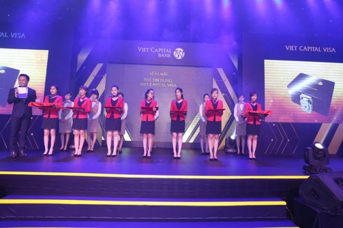 Viet Capital Bank ra mắt thẻ tín dụng 3.0 đầu tiên tại Việt Nam