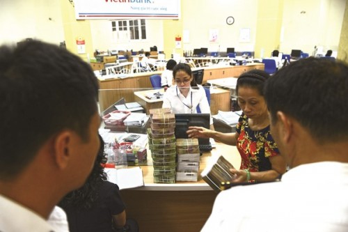 Xu hướng lãi suất: Còn phụ thuộc vào cầu tín dụng