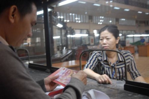 TP.HCM:​ Trong đợi ngoài chờ mua bán tiền lưu niệm