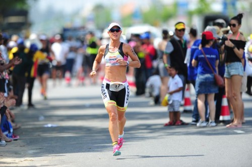 Nước tăng lực Number 1 đồng hành cùng Ironman 70.3 Việt Nam 2016
