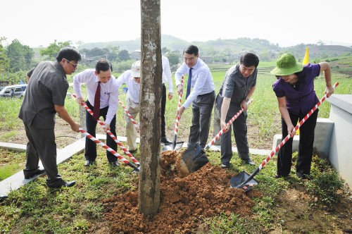 Khánh thành Bia di tích lịch sử ngành Ngân hàng tại Tuyên Quang