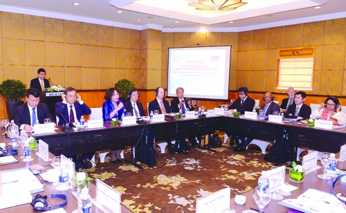 Để thúc đẩy tài chính toàn diện