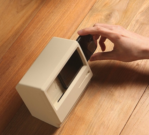 “Hóa thân” iPhone thành máy tính siêu nhỏ với phụ kiện độc đáo Elego M4 “Hóa thân” iPhone thành máy tính siêu nhỏ với phụ kiện độc đáo Elego M4