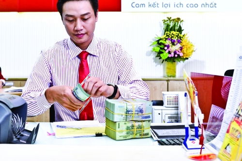Lướt sóng cổ phiếu ngân hàng không dễ