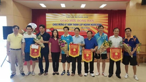 Thi đấu giao lưu bóng bàn chào mừng kỷ niệm 67 năm thành lập ngành Ngân hàng