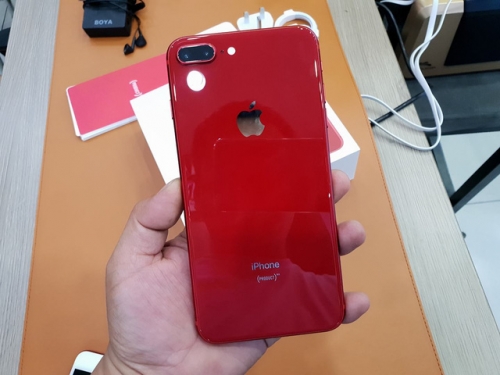iPhone 8 Plus màu đỏ chính hãng lên kệ, giá 23 triệu đồng iPhone 8 Plus màu đỏ chính hãng lên kệ, giá 23 triệu đồng