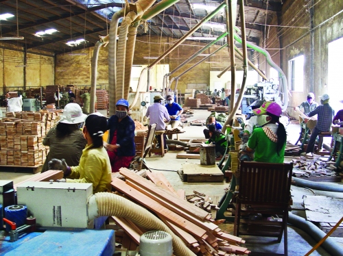 Doanh nghiệp xuất khẩu gỗ chủ động