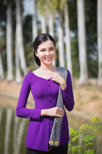 Hoa khôi ngân hàng HDBank làm đại sứ lễ hội bánh dân gian Nam Bộ