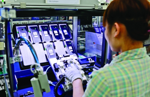 “Khoảng trống” trong chuỗi cung ứng toàn cầu “Khoảng trống” trong chuỗi cung ứng toàn cầu