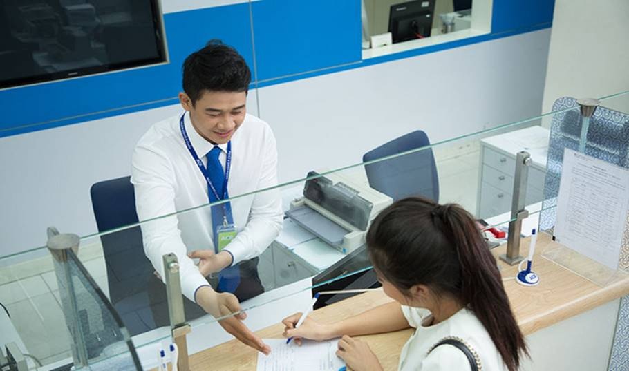 Không chỉ doanh nghiệp, khách hàng cá nhân cũng được ngân hàng “tiếp sức” khong chi doanh nghiep khach hang ca nhan cung duoc ngan hang tiep suc