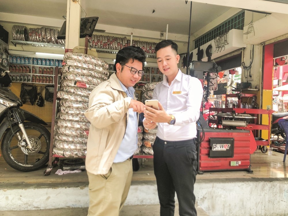 no luc ket noi phu song tai chinh vi mo