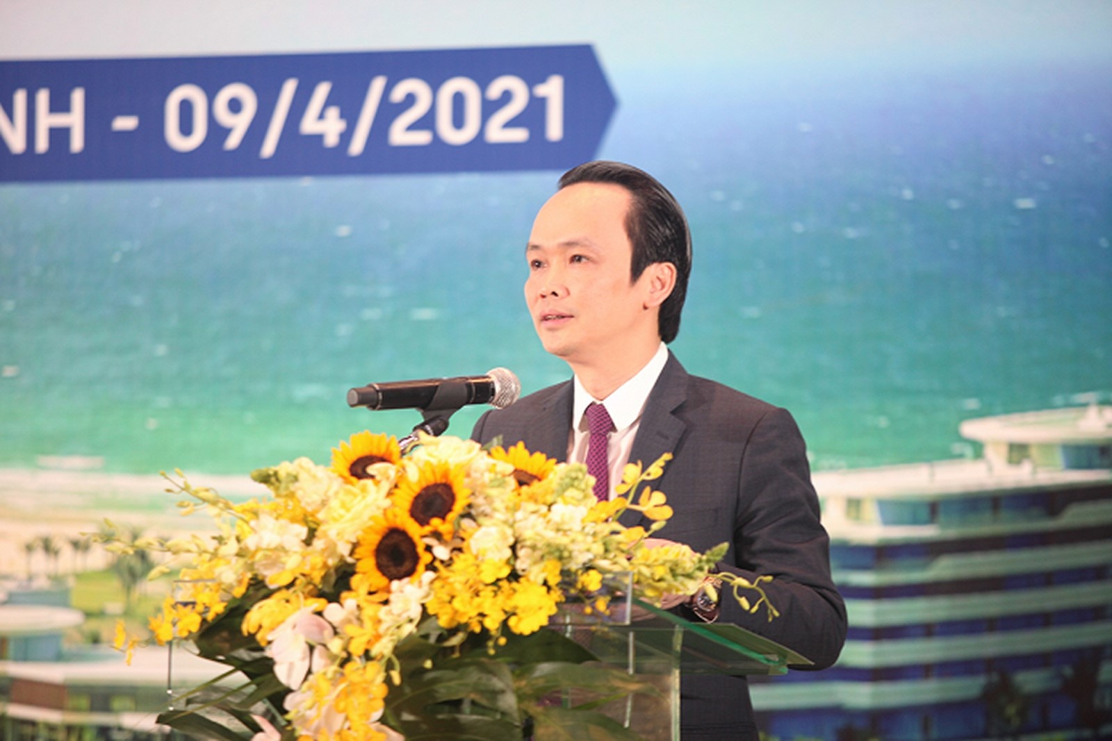 sacombank va bamboo airways hop tac toan dien