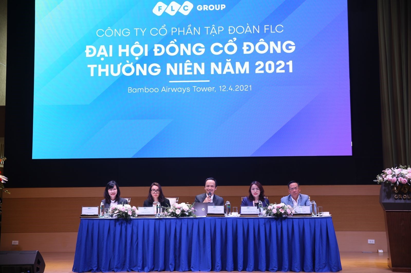 Đại hội cổ đông FLC 2021: FLC tri ân lớn cho cổ đông, đặt mục tiêu lãi gấp 3 lần 2020, cổ tức 10% dai hoi co dong flc 2021 flc tri an lon cho co dong dat muc tieu lai gap 3 lan 2020 co tuc 10