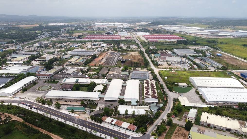 quang ngai tin hieu tich cuc nhin tu nhung chi so tang truong bat ngo