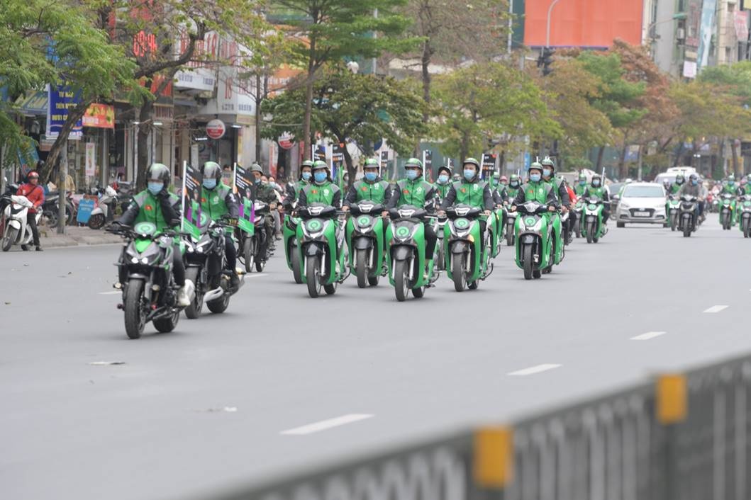 gojek can moc 200000 doi tac tai xe