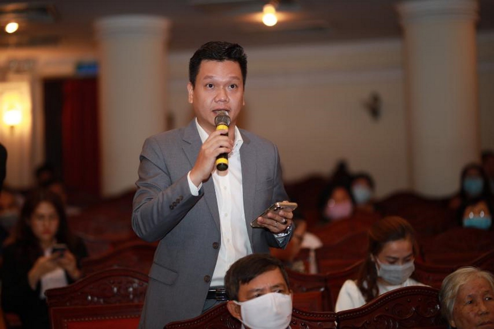 thuc day chuyen doi so va gia tang nhung trai nghiem cho khach hang