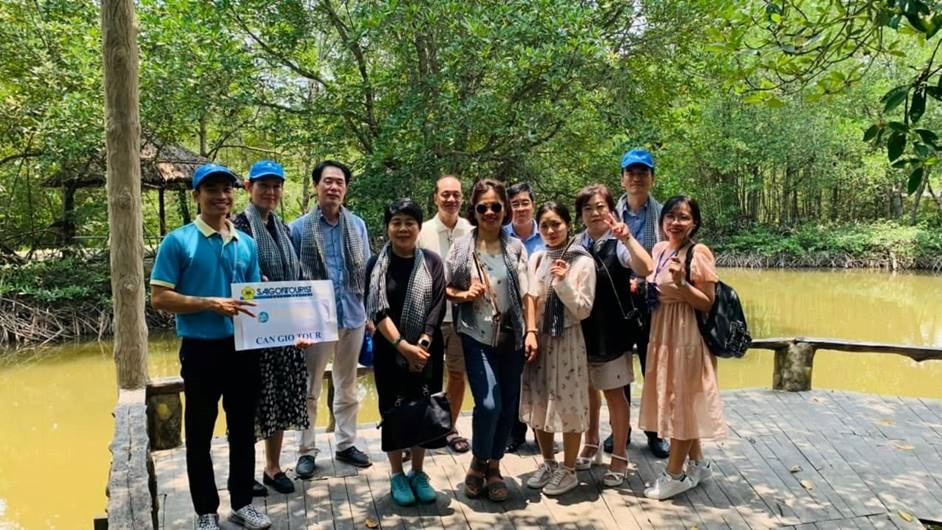 lu hanh saigontourist san sang to chuc tour cho cac doan khach quoc te