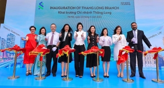 Standard Chartered Việt Nam khai trương chi nhánh Thăng Long tại Hà Nội