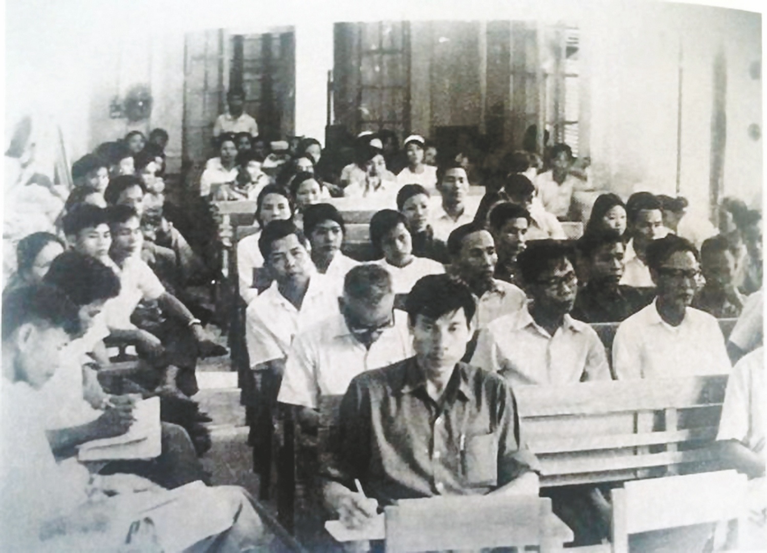 viet tiep thien anh hung ca cua dan toc