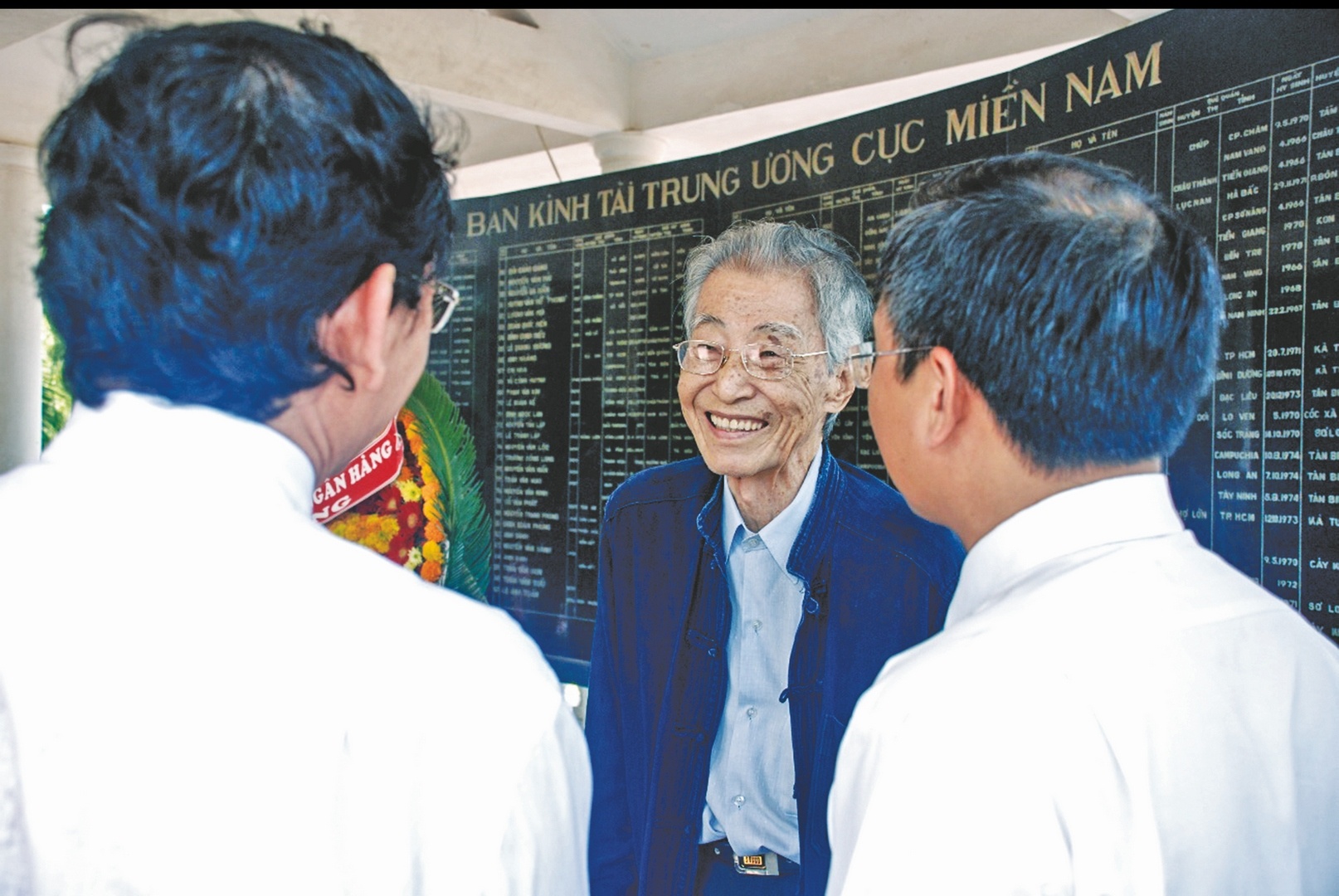 tu nguoi thu linh huyen thoai den anh hung luc luong vu trang