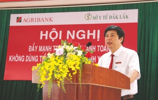 Agribank tỉnh Đắk Lắk: Thúc đẩy thanh toán không dùng tiền mặt