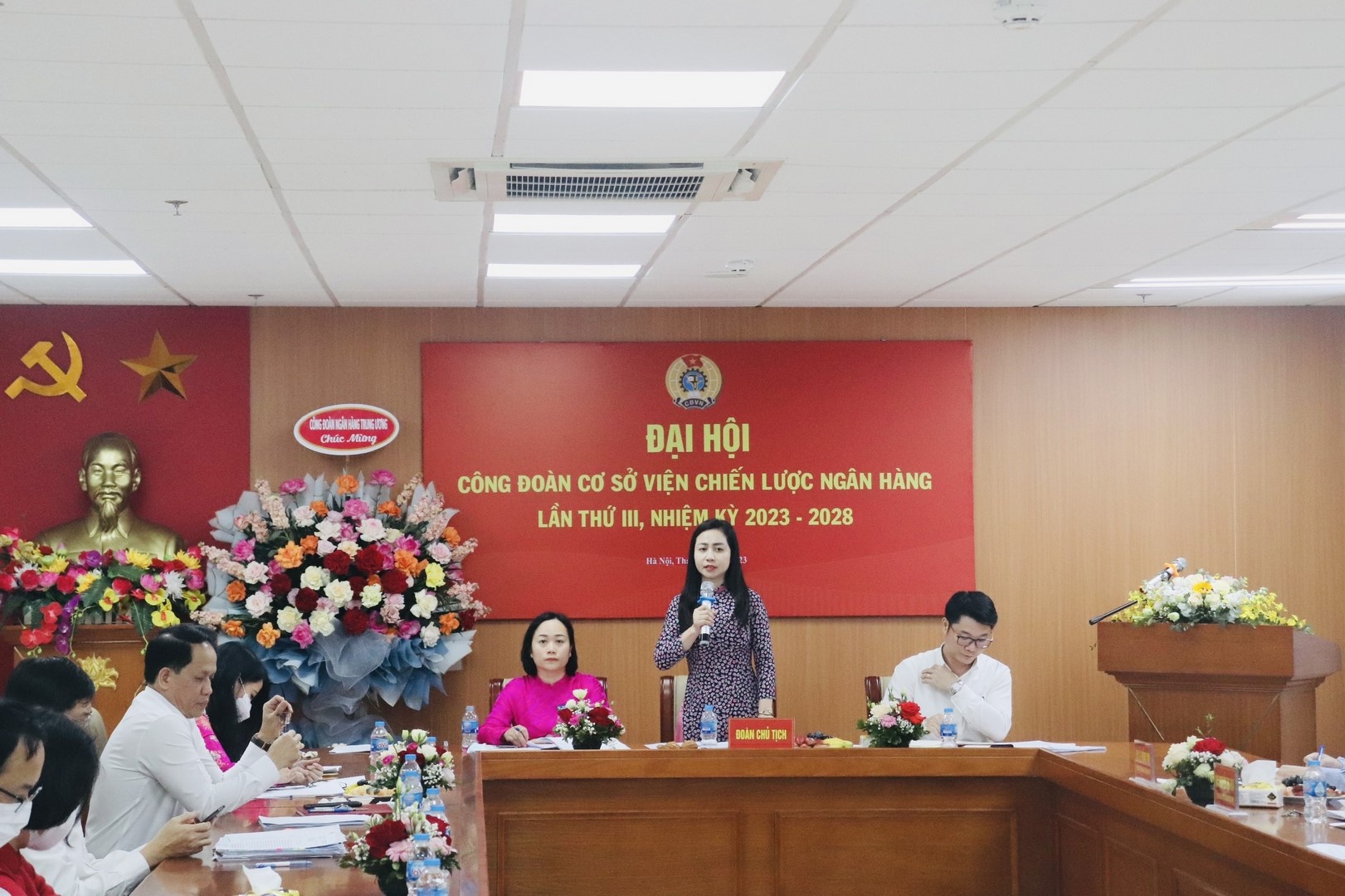 Viện Chiến lược ngân hàng: Đẩy mạnh đổi mới, sáng tạo trong hoạt động công đoàn vien chien luoc ngan hang day manh doi moi sang tao trong hoat dong cong doan