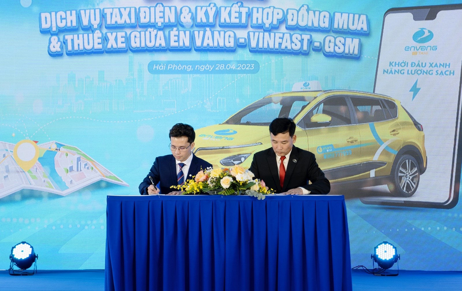 Én Vàng mua và thuê 150 xe ô tô điện Vinfast, ra mắt dịch vụ taxi điện đầu tiên tại Hải Phòng en vang mua va thue 150 xe o to dien vinfast ra mat dich vu taxi dien dau tien tai hai phong
