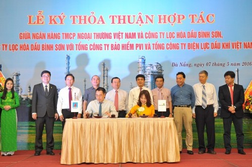 Vietcombank hợp tác toàn diện với Công ty Lọc hóa dầu Bình Sơn Vietcombank hợp tác toàn diện với Công ty Lọc hóa dầu Bình Sơn