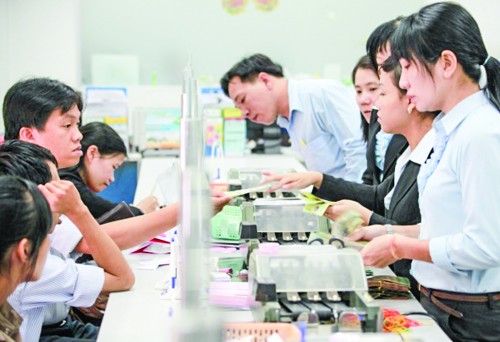 Ngân hàng đồng loạt giảm lãi suất Ngân hàng đồng loạt giảm lãi suất